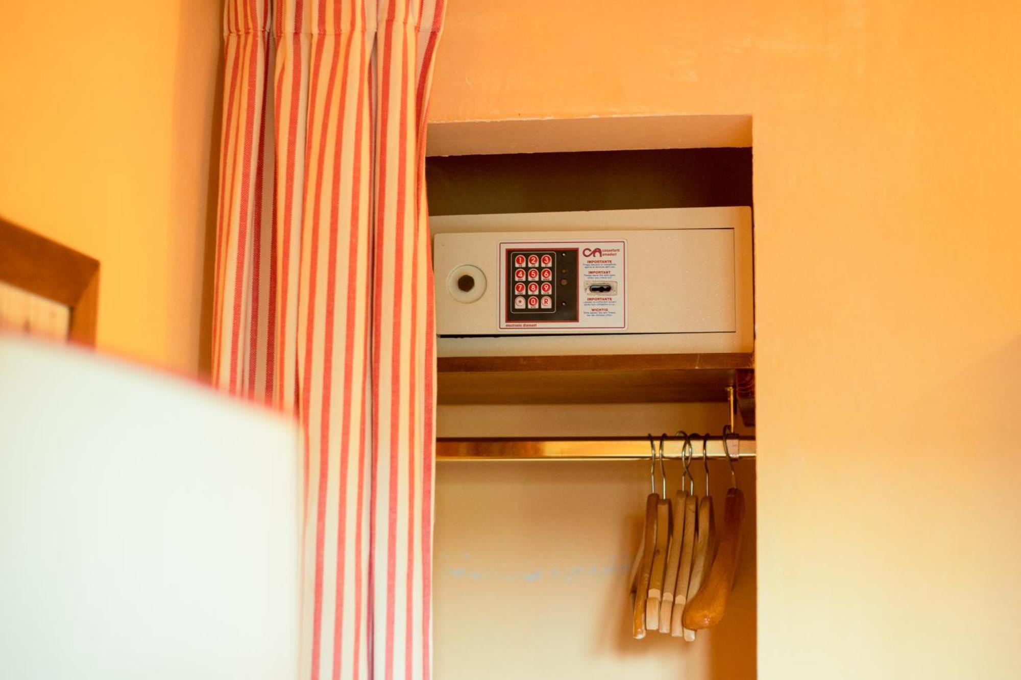 Antica Dimora Firenze Bed and Breakfast Εξωτερικό φωτογραφία